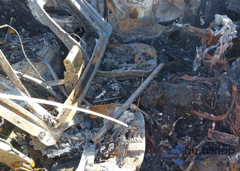 2018 Land Rover Range Rover Velar P380 S z USA, uszkodzony, nr VIN SALYB2RV4JA768785